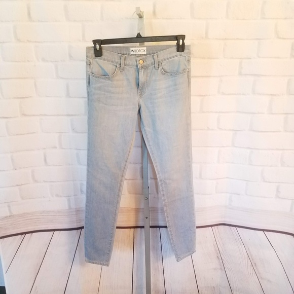 WildFox Marianne Mid Rise Skinny Jean light wash NWT - Picture 4 of 8